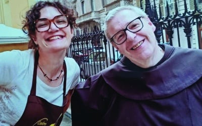 In mensa con Marzia, tra servizio e incontri