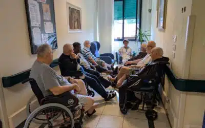 Cinzia: «Sostengo i frati anziani perché hanno donato la vita agli altri»
