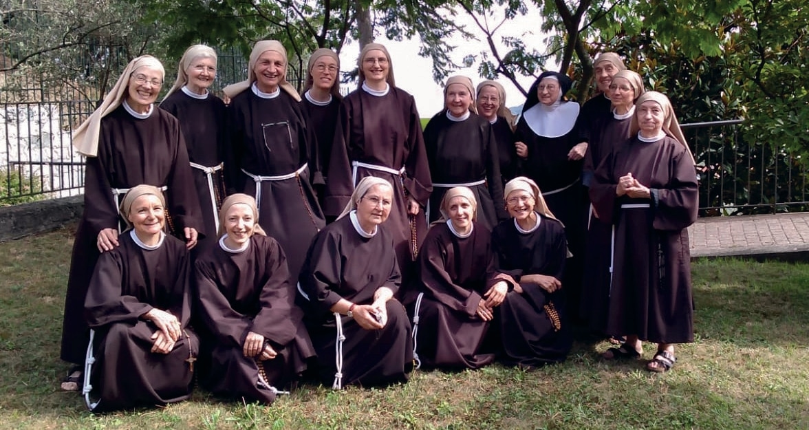 foto delle sure clarisse di vicoforte